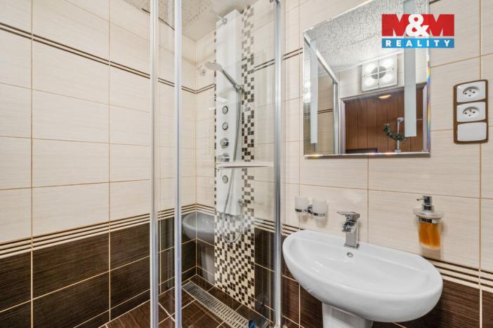 Prodej rodinného domu, Červený Kostelec, Jiráskova, 327 m2