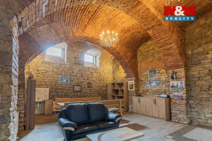 Prodej komerční nemovitosti, Kroměříž, Tovačovského, 106 m2