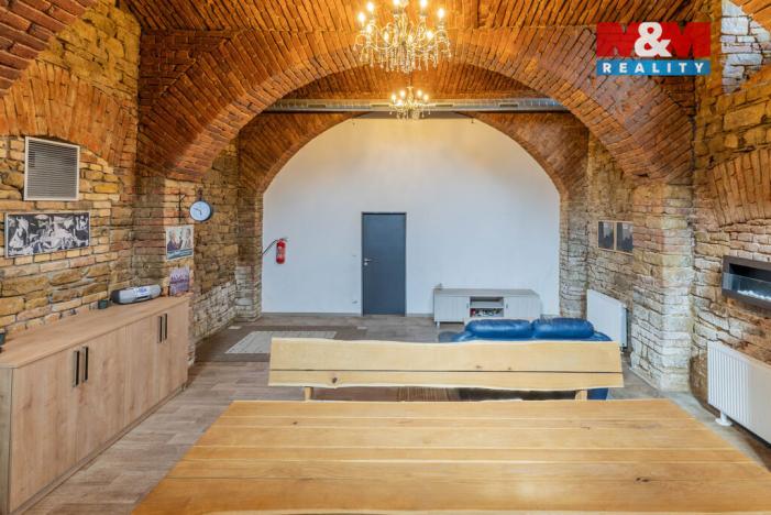 Prodej komerční nemovitosti, Kroměříž, Tovačovského, 106 m2