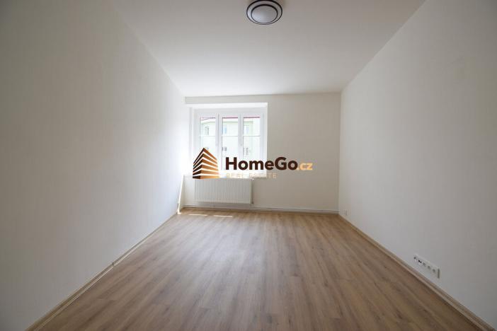 Pronájem bytu 1+kk, Praha - Nusle, Žateckých, 32 m2