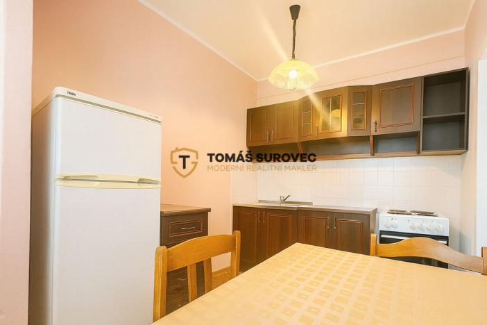 Pronájem bytu 1+1, Zlín, Česká, 33 m2