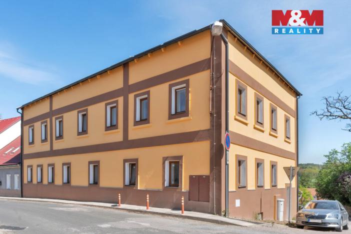 Prodej bytu 1+kk, Miletín, Komenského, 33 m2