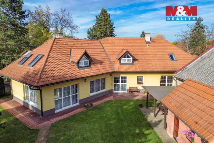 Prodej rodinného domu, Veleň - Mírovice, Na návsi, 478 m2