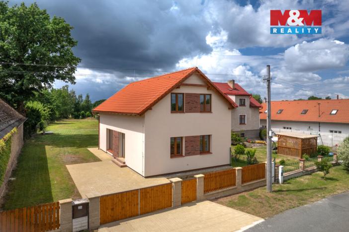 Prodej rodinného domu, Petrovice I, 147 m2