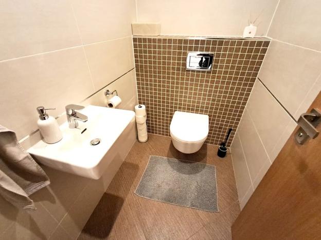 Prodej bytu 3+kk, Praha - Libeň, Vojenova, 97 m2