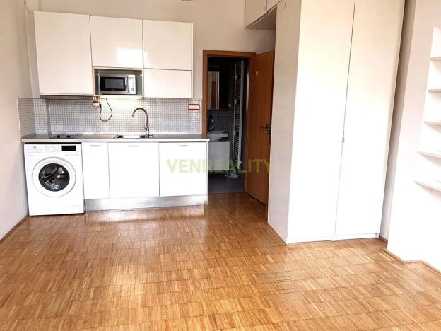 Prodej bytu 1+kk, Praha - Libeň, Heydukova, 21 m2