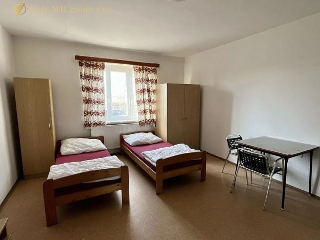 Prodej ubytování, Mnichovo Hradiště, Víta Nejedlého, 1100 m2