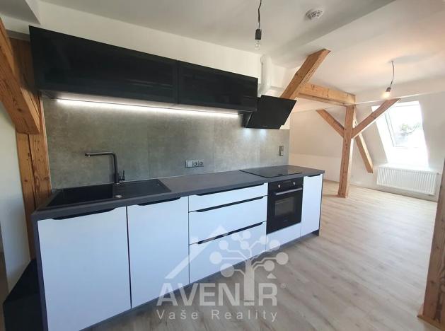 Prodej bytu 1+kk, Jablonec nad Nisou, Anenské náměstí, 59 m2