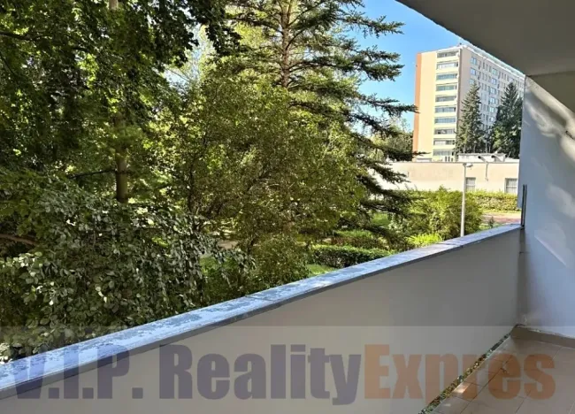 Prodej bytu 2+kk, Praha - Prosek, Jablonecká, 49 m2