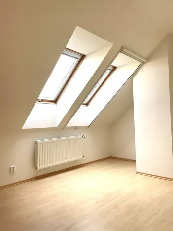 Prodej bytu 4+kk, Jesenice, Hrnčířská, 100 m2