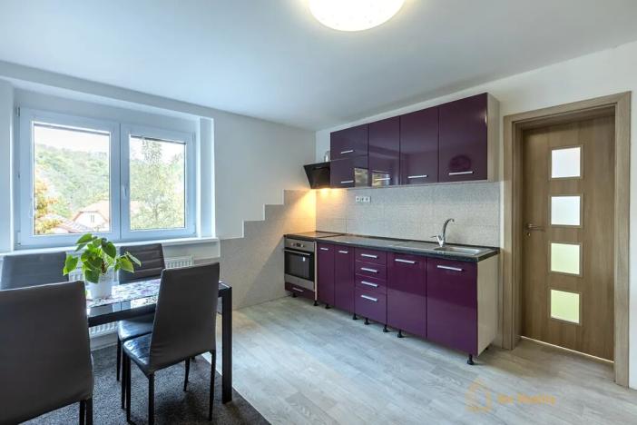 Prodej vícegeneračního domu, Račice, 291 m2