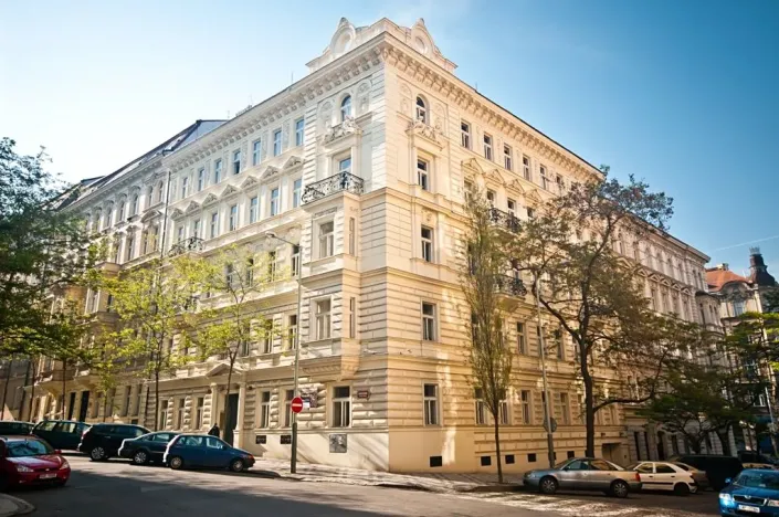 Pronájem kanceláře, Praha - Vinohrady, Mánesova, 285 m2