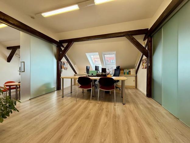 Pronájem kanceláře, Praha - Vinohrady, Mánesova, 360 m2