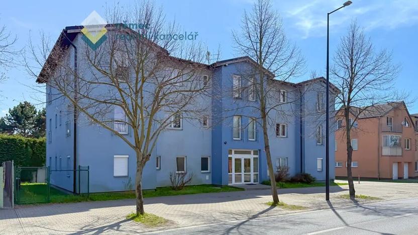 Prodej bytu 1+kk, Šestajovice, Revoluční, 19 m2