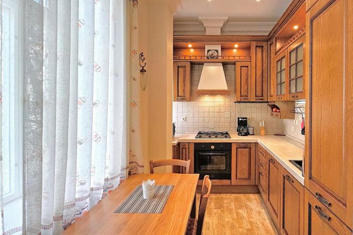 Prodej bytu 3+1, Praha - Malá Strana, Petřínská, 102 m2