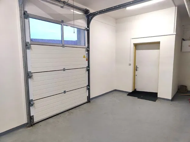 Pronájem komerční nemovitosti, Zlín, Masarykova, 85 m2