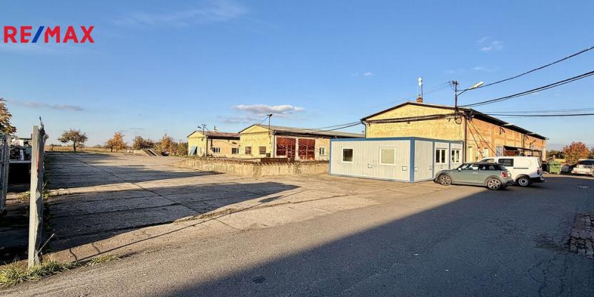 Pronájem komerčního pozemku, Opava, 1650 m2