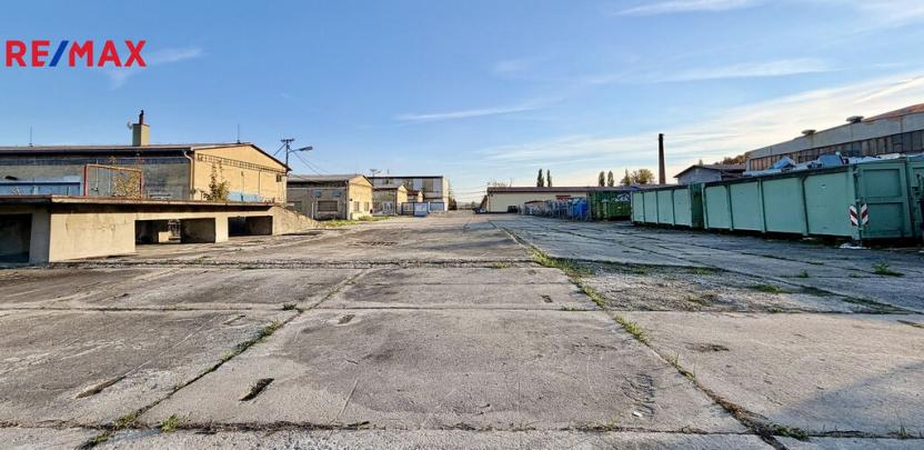 Pronájem komerčního pozemku, Opava, 1650 m2