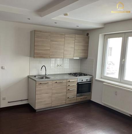 Pronájem bytu 2+kk, Ostrava, Stromovka, 36 m2