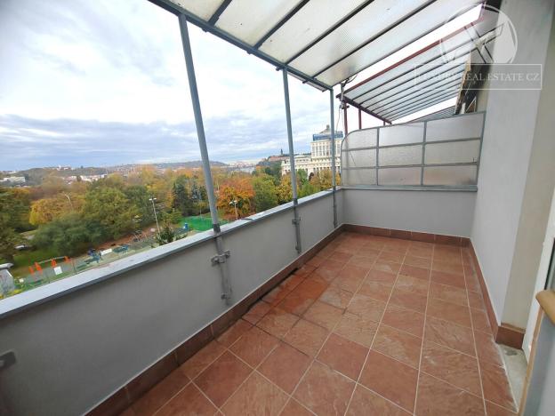 Pronájem bytu 2+1, Praha - Podolí, Podolská, 52 m2