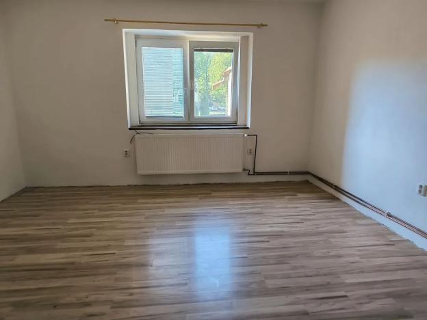 Pronájem bytu 1+1, Chabařovice, 40 m2