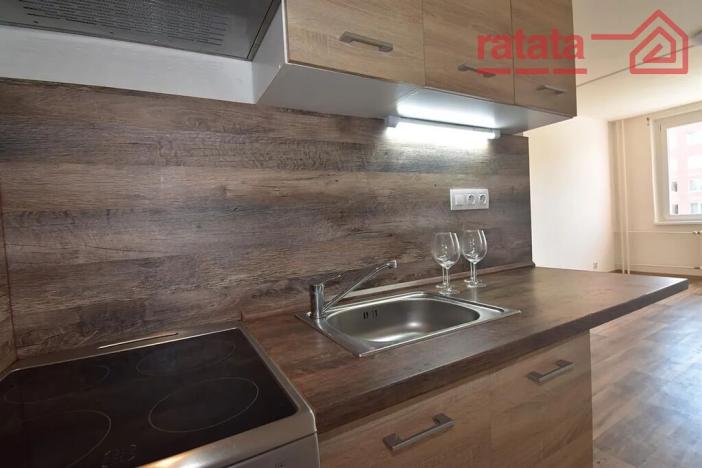 Pronájem bytu 2+kk, Most, Františka Malíka, 39 m2