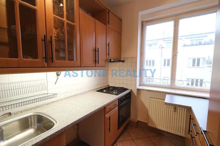 Pronájem bytu 2+kk, Praha - Břevnov, Junácká, 56 m2
