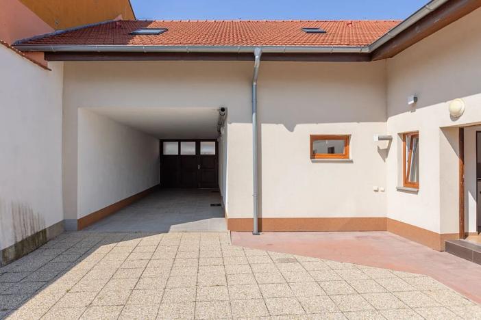 Prodej ubytování, Kostelec nad Labem, T. G. Masaryka, 380 m2