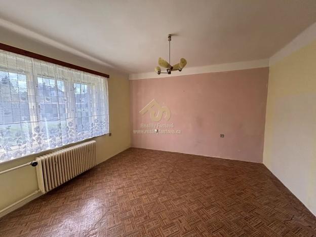 Prodej rodinného domu, Břasy, 240 m2