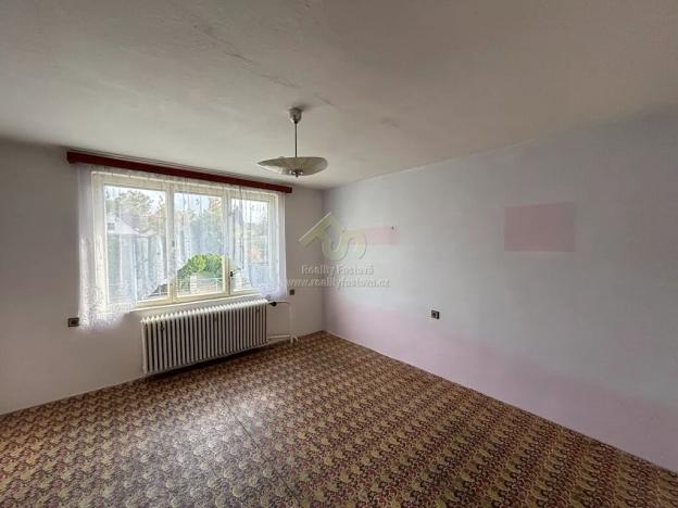 Prodej rodinného domu, Břasy, 240 m2