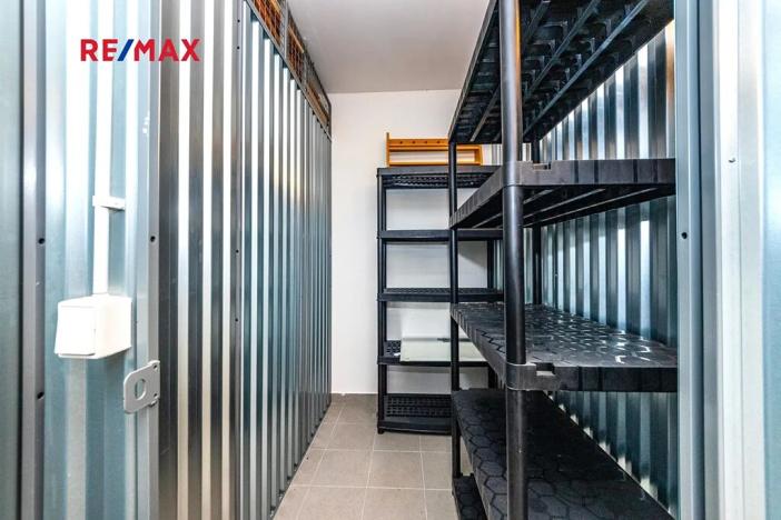 Prodej bytu 1+kk, Praha - Hostavice, U Hostavického potoka, 36 m2
