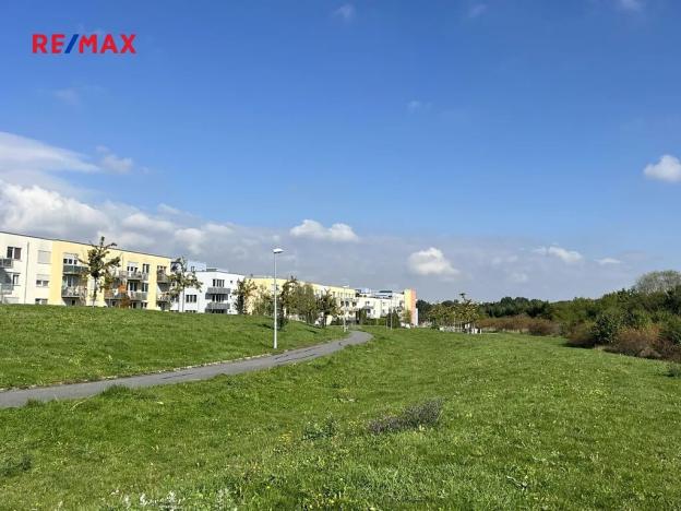 Prodej bytu 1+kk, Praha - Hostavice, U Hostavického potoka, 36 m2
