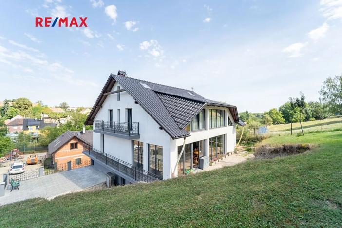 Prodej rodinného domu, Zájezd, 360 m2