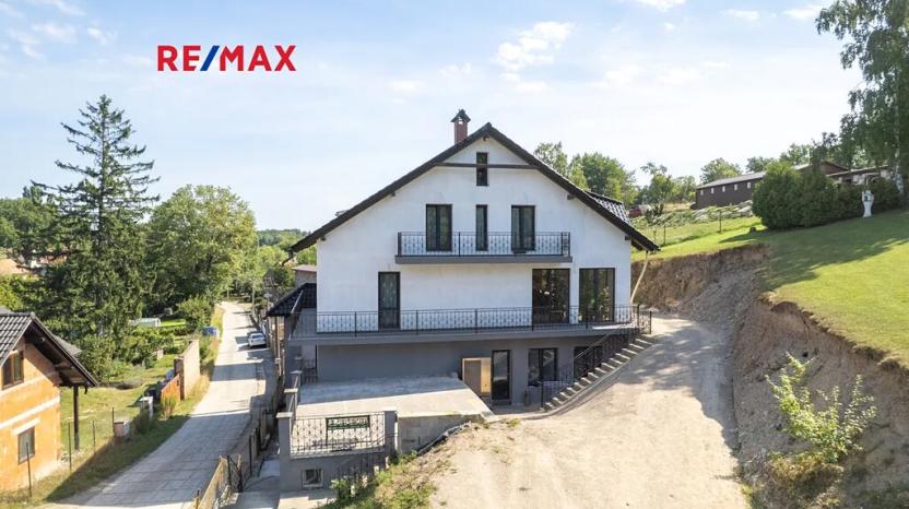 Prodej rodinného domu, Zájezd, 360 m2