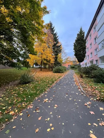 Prodej bytu 3+1, Karlovy Vary, Maďarská, 61 m2