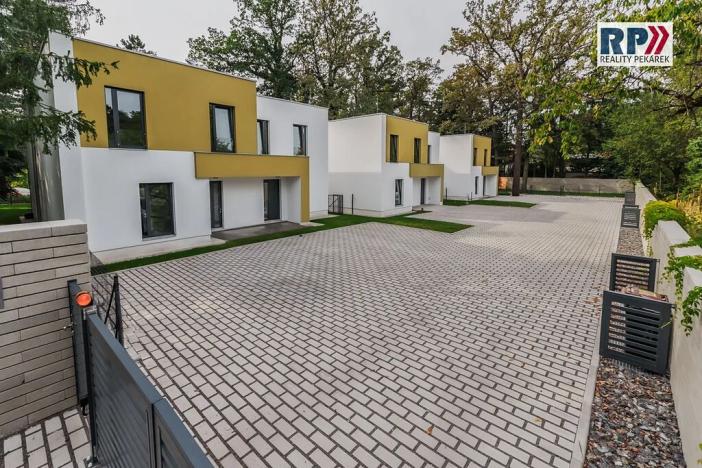 Prodej vily, Praha - Klánovice, U trativodu, 146 m2