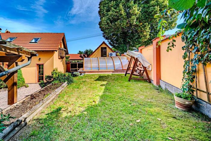 Prodej rodinného domu, Přeštice, 206 m2