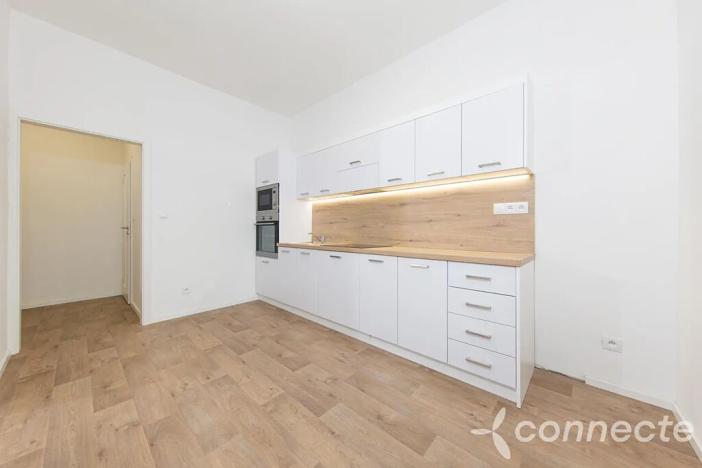 Prodej bytu 3+kk, Přerov, Husova, 40 m2