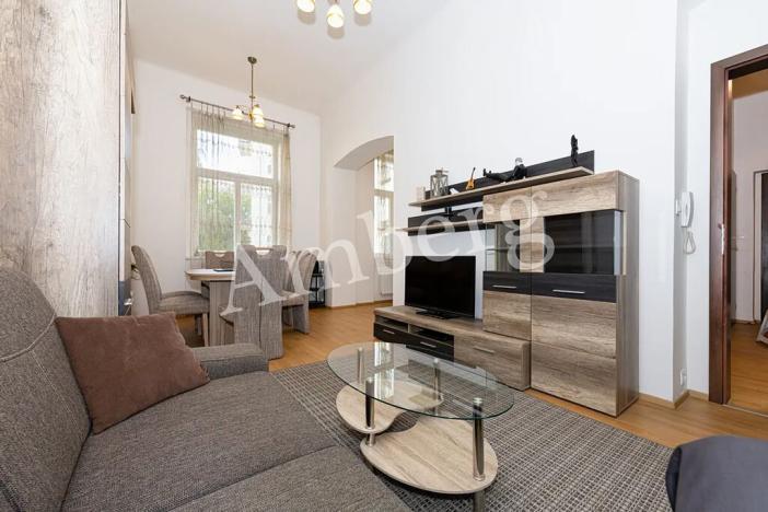 Pronájem bytu 2+kk, Praha - Libeň, Světova, 70 m2