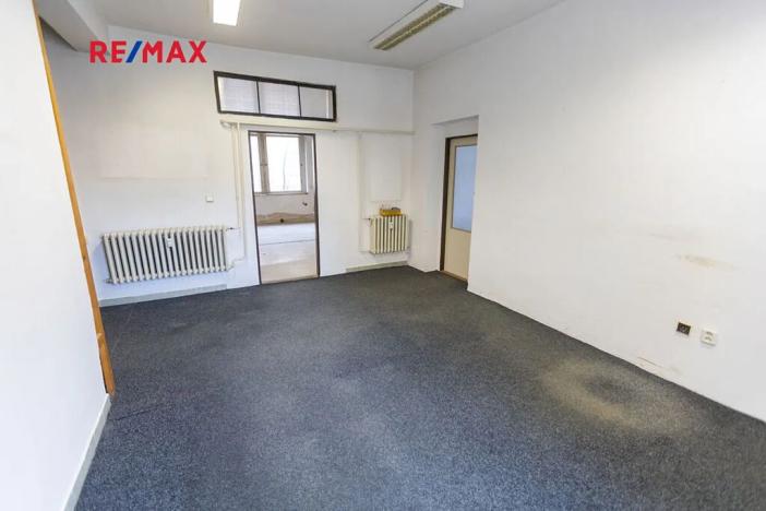 Prodej obchodního prostoru, Město Albrechtice, Míru, 1427 m2