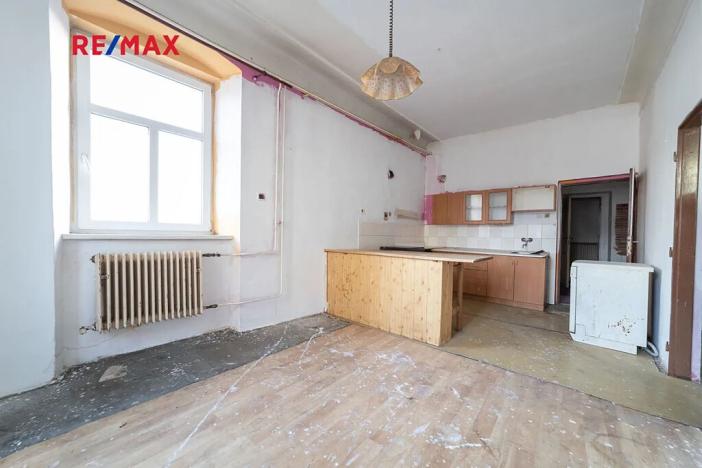 Prodej činžovního domu, Staré Město, nám. Osvobození, 444 m2