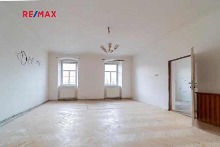 Prodej činžovního domu, Staré Město, nám. Osvobození, 444 m2