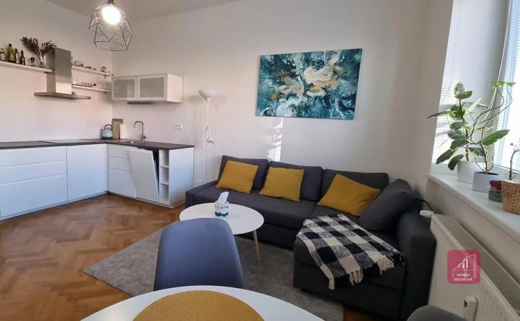 Pronájem bytu 2+kk, Brno, Mojmírovo náměstí, 45 m2