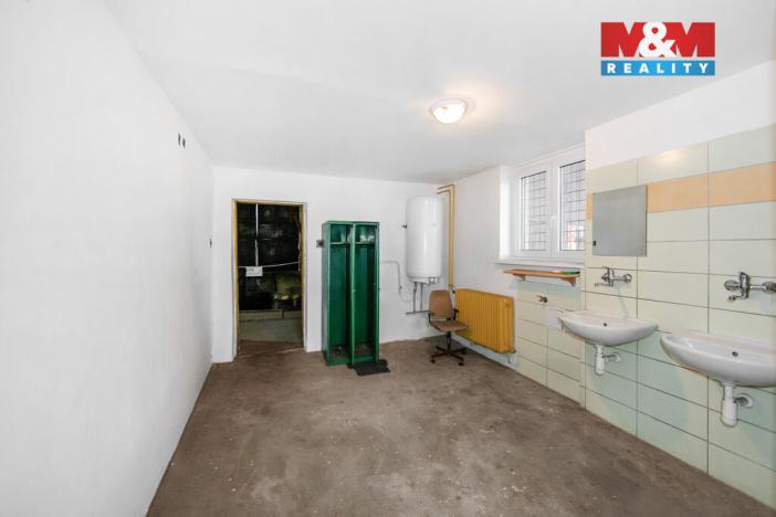 Prodej obchodního prostoru, Nýřany, 1029 m2