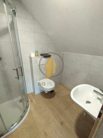 Pronájem rodinného domu, Klokočí, 248 m2