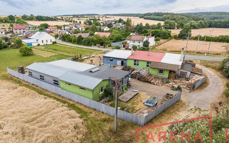Prodej výrobních prostor, Laškov, 930 m2