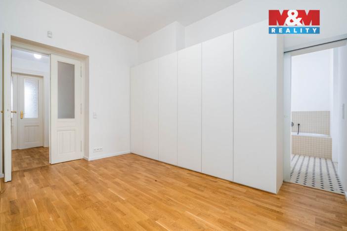 Prodej bytu 4+1, Praha - Smíchov, Zborovská, 141 m2