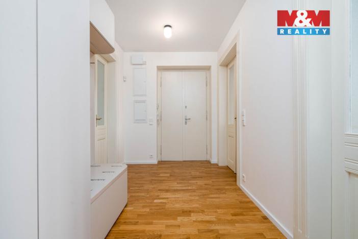 Prodej bytu 4+1, Praha - Smíchov, Zborovská, 141 m2