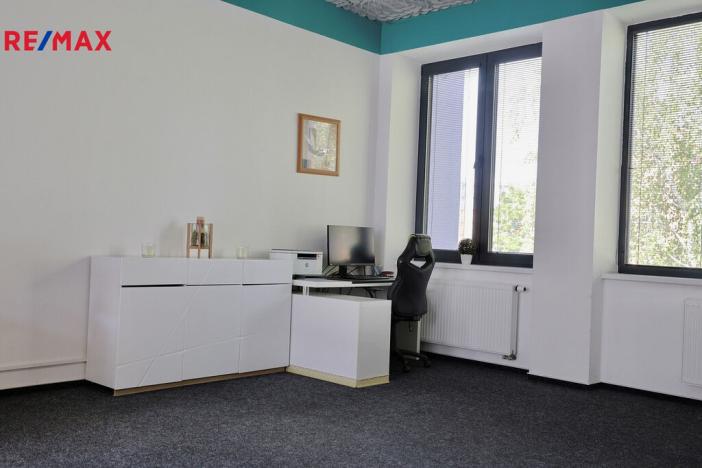 Pronájem kanceláře, Ostrava - Bělský Les, Jiřího Herolda, 88 m2