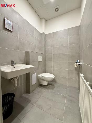 Pronájem kanceláře, Ostrava - Bělský Les, Jiřího Herolda, 88 m2